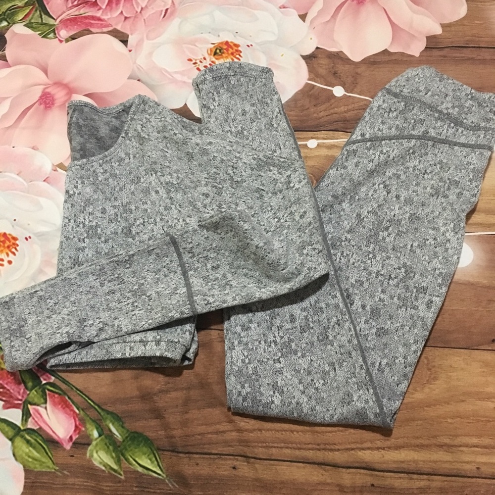Gymshark Fluer texture Charcoal Marl set